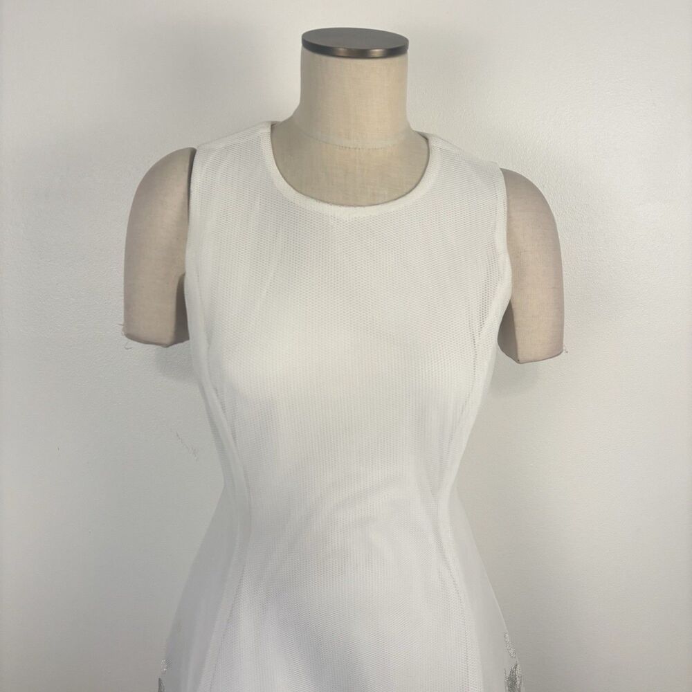 DKNY Womens 6 White Embroidered Dress Silver Floral Fit Flare Mesh Sleeveless - Picture 3 of 10